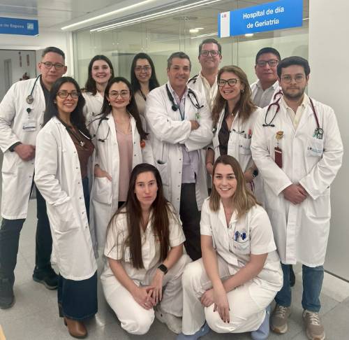 Equipo médico de geriatría