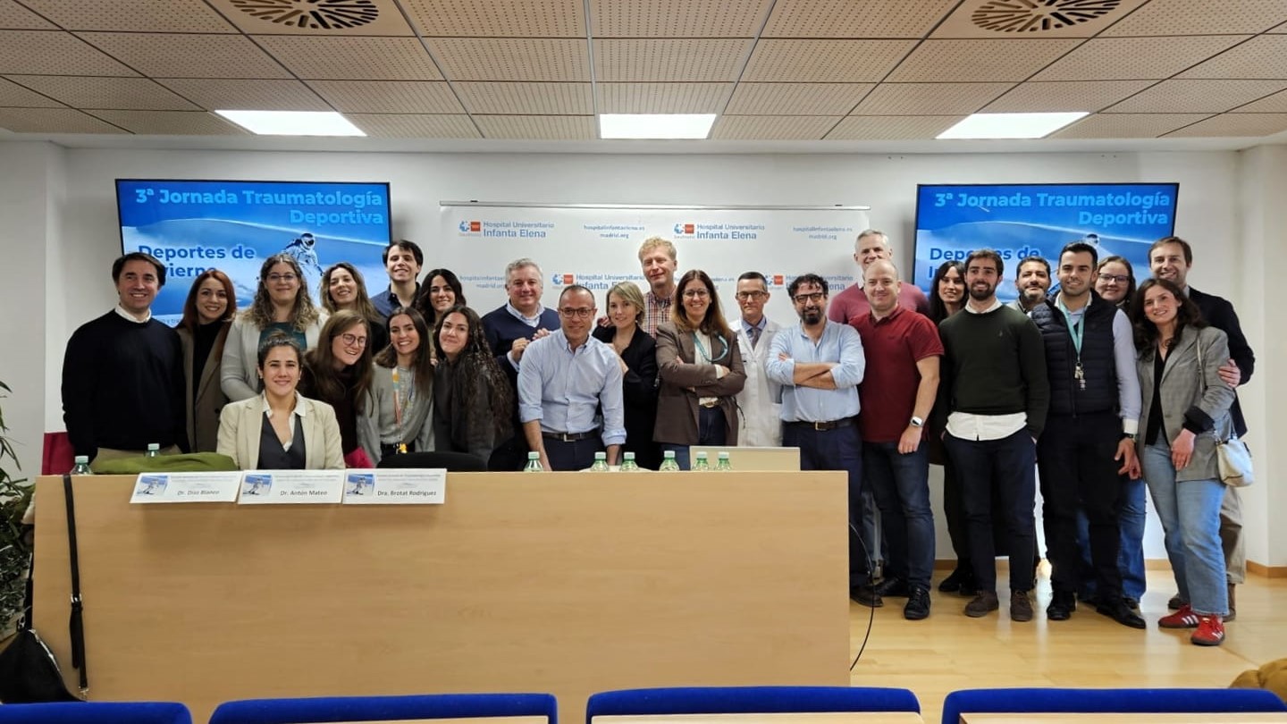 Organizadores y participantes en la III Jornada de Deportes de Invierno del HUIE